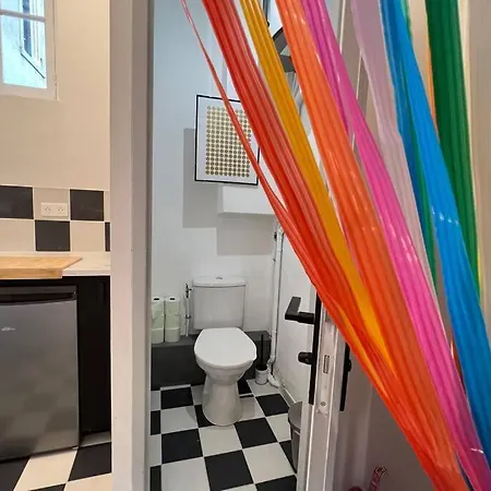 شقة La Popart - Baignoire - Lit Rond *