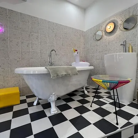La Popart - Baignoire - Lit Rond *