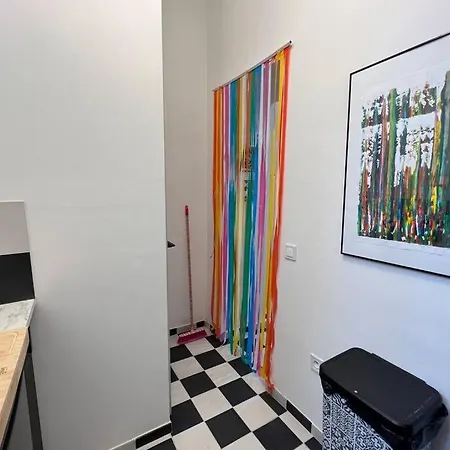 La Popart - Baignoire - Lit Rond شقة